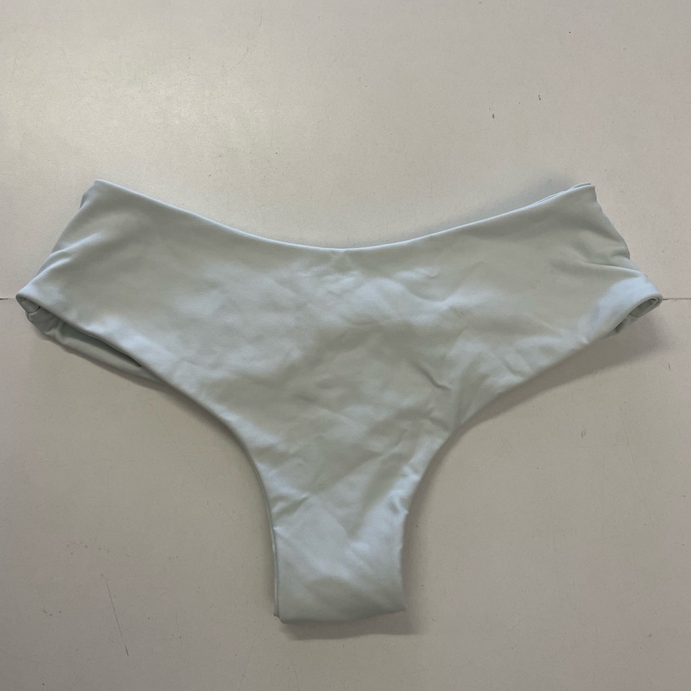 Seamless bikinis Aya bottoms white